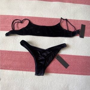 Velvet triangle suit